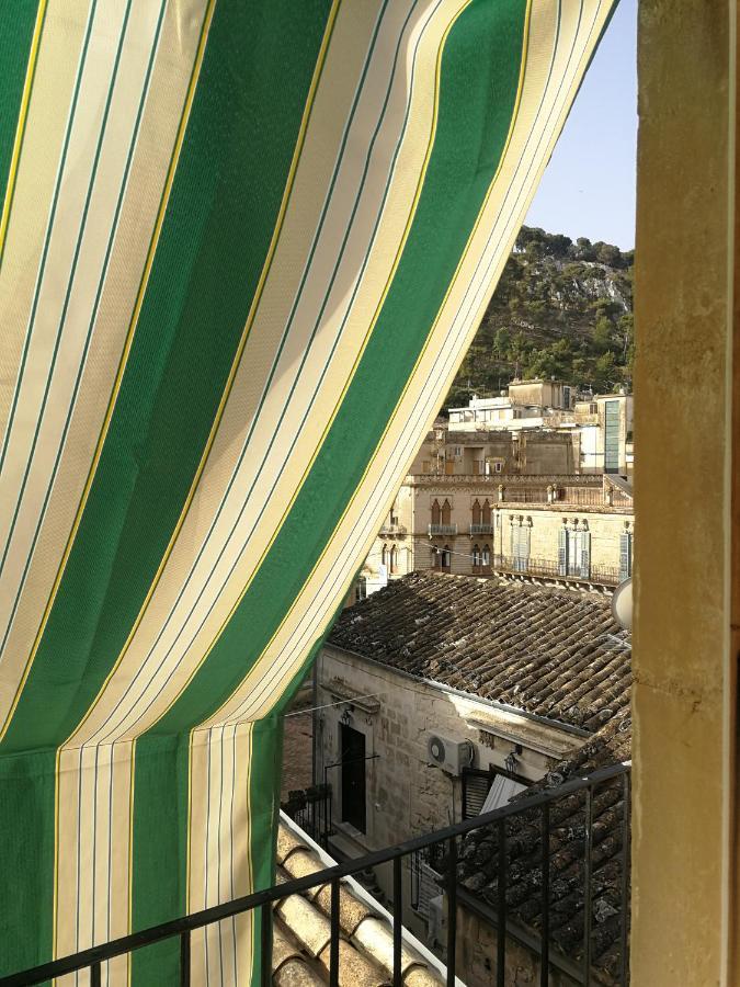 Misar-36 Hotel Modica Kültér fotó