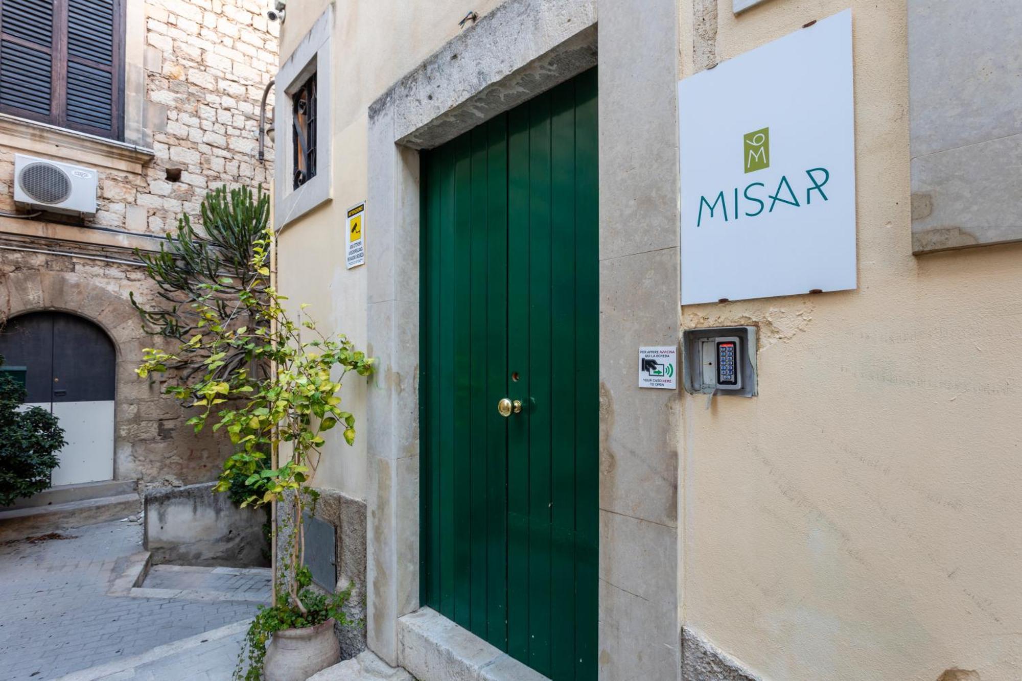 Misar-36 Hotel Modica Kültér fotó
